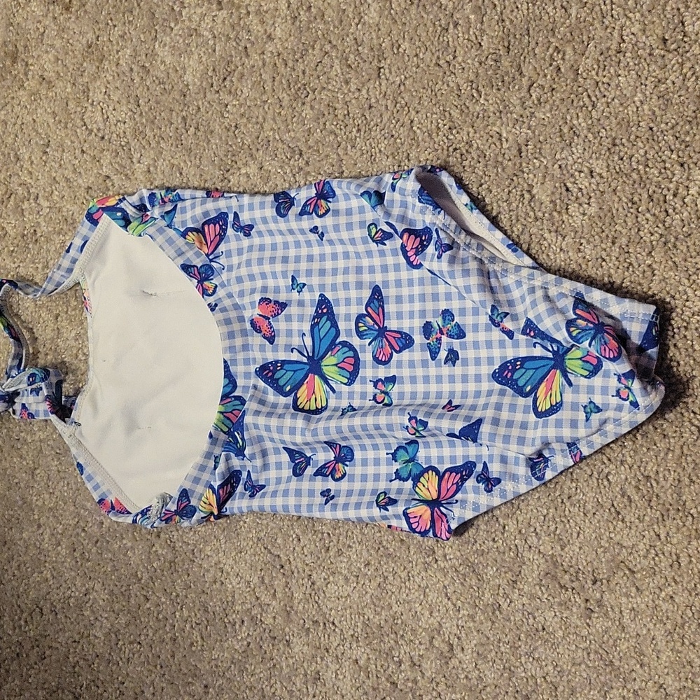 SWIMSUIT 🩱 4T girls - Picture 3 of 5